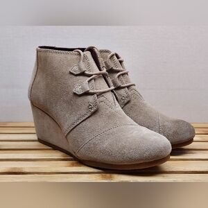 TOMS Womens Beige Kala Wedge Ankle Booties Size 10